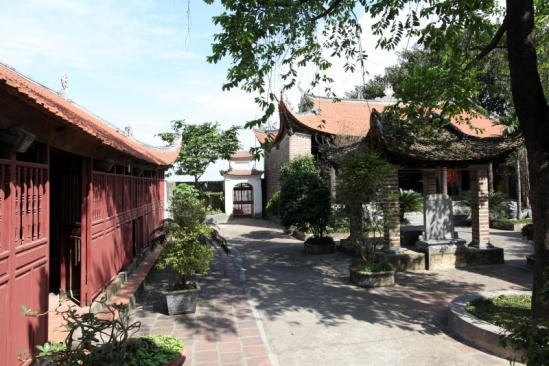 Đình Chèm, quận Bắc Từ Liêm, thành phố Hà Nội.