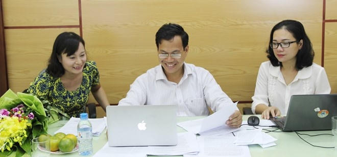 Nhiều độc giả còn gửi tới ông Vụ trưởng Vụ Phổ biến giáo dục pháp luật những "tâm tư' đối với bà hòa giải viên ở xóm.