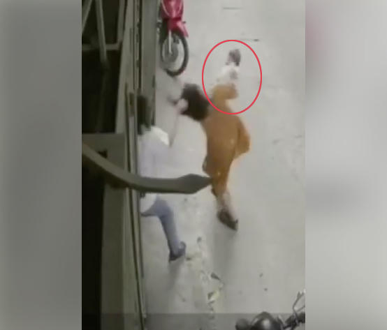 Ảnh cắt từ clip.