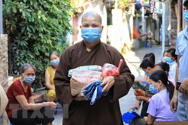 Nhung tam long hao tam danh cho nguoi dan 'xom chay than' mua dich hinh anh 7