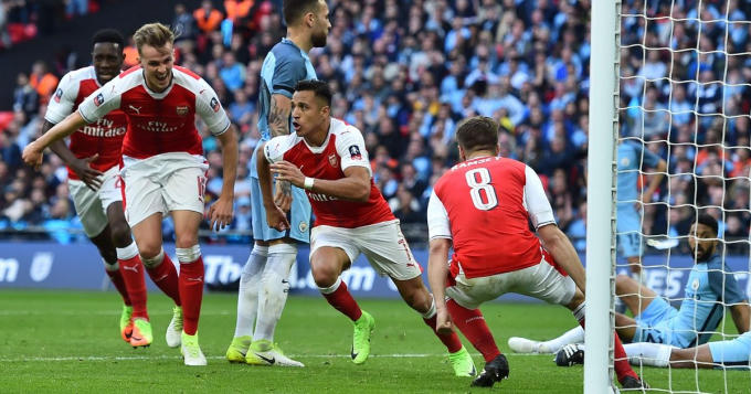 Sanchez tỏa sáng đưa Arsenal vào chung kết FA cup 2016/2017. (Ảnh: mirror.co.uk)