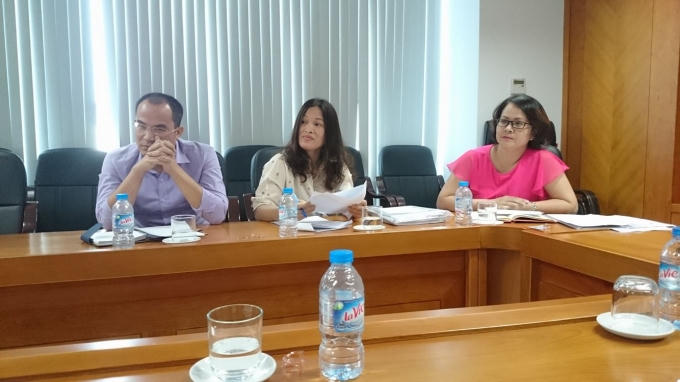 Các thành viên phía bên chủ đầu tư đang trả lời các câu hỏi từ phía báo chí.