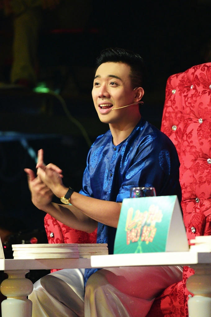 Làng hài mở hội: Hát cải lương, đội Ngũ Sắc vẫn khiến Trần Thành, Việt Hương cười ngất