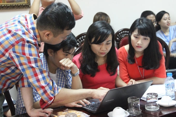 Ban Thư ký là các giảng viên trường Học viện Báo chí và Tuyên truyền.