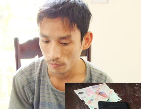 Mai Văn Ngọc bị tạm giam với tang vật vụ án. (Ảnh: CA Thanh Hóa cung cấp)