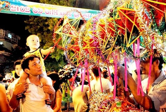 Tết Trung Thu diễn ra vào ngày 15/8 âm lịch hàng năm.