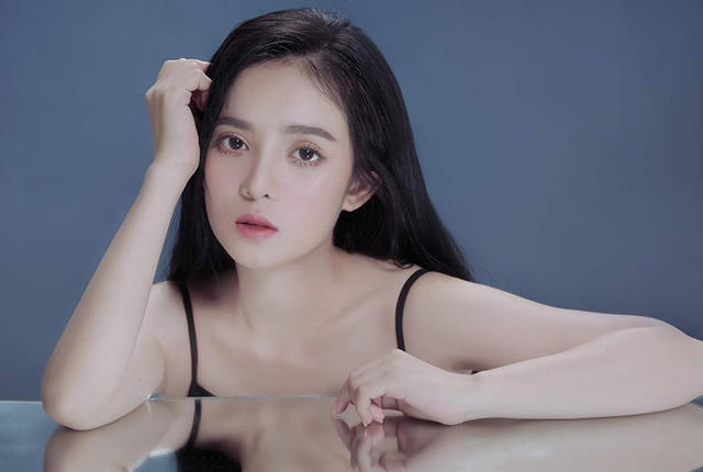 Hiện tại những hình ảnh của cô gái này vẫn được cư dân mạng truyền tay nhau với lời ngợi khen có cánh.