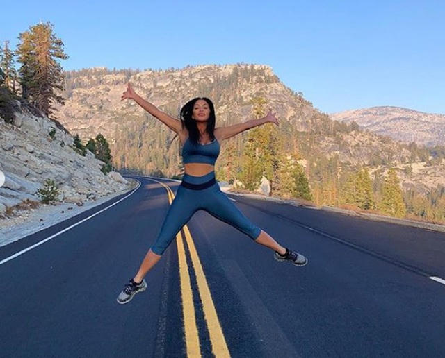 Ngôi sao xinh đẹp nói, bên cạnh việc tập gym chăm chỉ, cô còn ăn uống khoa học và có chừng mực dù không kiêng khem quá đà