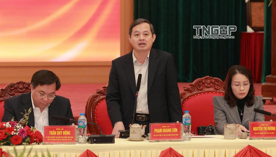 Ông Phạm Hoàng Sơn, Phó Bí thư Tỉnh ủy, Chủ tịch UBND tỉnh Bắc Ninh phát biểu tại Hội nghị.