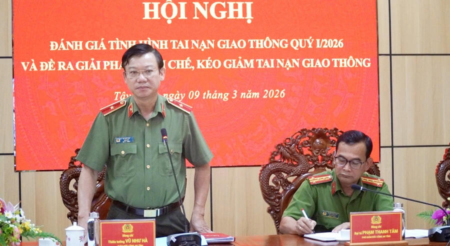 Thiếu tướng Vũ Như Hà - Giám đốc Công an tỉnh Tây Ninh phát biểu chỉ đạo tại hội nghị