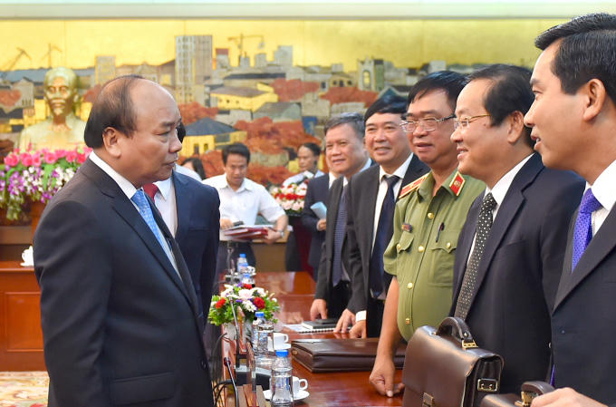 Thủ tướng yêu cầu Hải Phòng tiếp tục quan tâm phối hợp, liên kết với các ngành, địa phương liên quan, đặc biệt là tam giác phát triển Hà Nội – Hải Phòng – Quảng Ninh của vùng kinh tế trọng điểm phía Bắc.