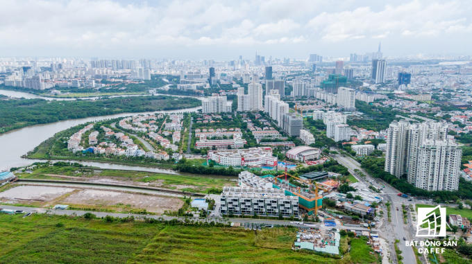 Dự án nằm trên trục đường Nguyễn Lương Bằng, Phường Phú Mỹ, trung tâm thương mại và tài chính của khu đô thị Phú Mỹ Hưng, Quận 7.