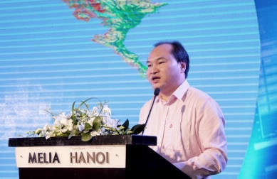 &Ocirc;ng Phan Cử Nh&acirc;n &ndash; NHCSXH thuyết tr&igrave;nh tại Tọa đ&agrave;m