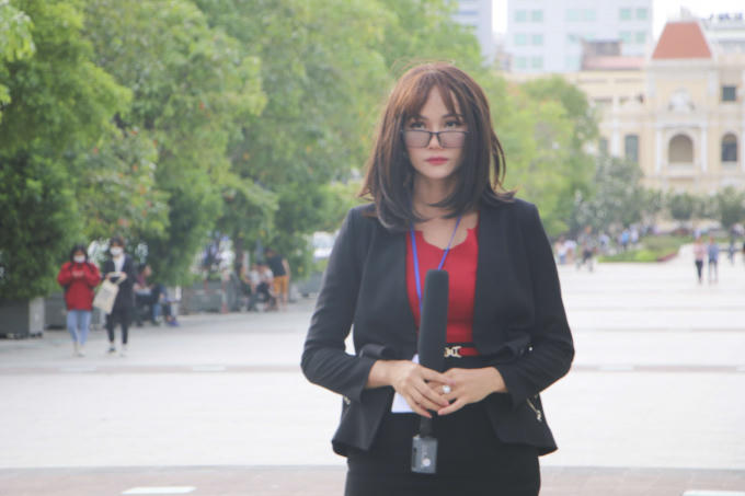 Kh&ocirc;ng nhận ra Hoa hậu H&rsquo;Hen Ni&ecirc; ở phố đi bộ Nguyễn Huệ