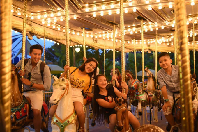 Ấn tượng với h&agrave;ng trăm m&oacute;n ăn tại Kh&ocirc;ng gian ẩm thực Ngũ h&agrave;nh