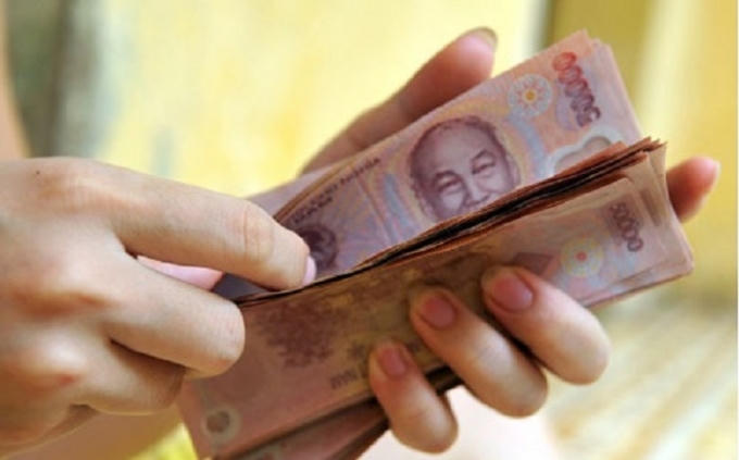 Từ ngày 1/5/2016, lương cơ sở của cán bộ, viên chức, lực lượng vũ trang là 1,2 triệu. (Ảnh minh họa)