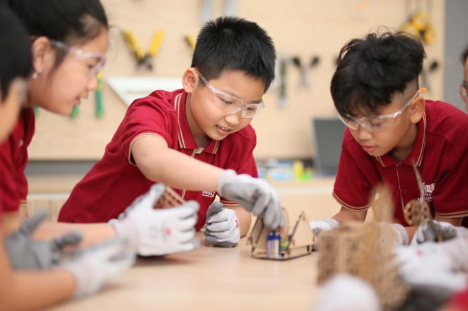 Kh&aacute;m ph&aacute; kh&ocirc;ng gian s&aacute;ng chế hiện đại của học sinh Vinschool
