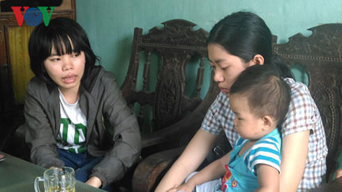 Ba chị em có mẹ hiến tạng ở quê hương Hà Tĩnh (ảnh; VOV).