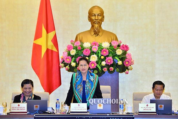 Chủ tịch QH Nguyễn Thị Kim Ngân thẳng thắn: “Bây giờ người ta giàu lên từ đất đai, các đại gia bất động sản cũng giàu lên từ cái này thôi".