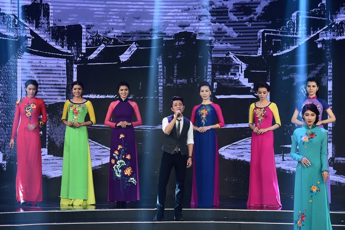 D&agrave;n si&ecirc;u mẫu, Next Top Model tề tựu