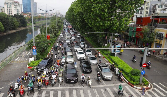 Sở Xây dựng Hà Nội đề xuất 2 phương án cải tạo, mở rộng tuyến đường Vành đai 2 trên cao và dưới thấp, đoạn từ Ngã Tư Sở đến Cầu Giấy.