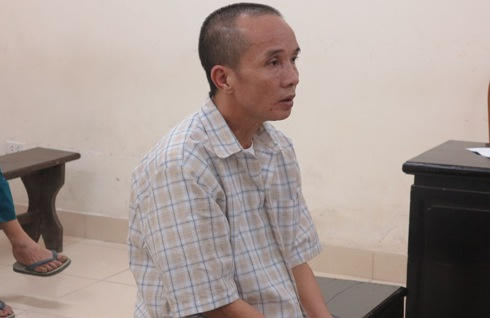 Dương Đình Sáu tại tòa.