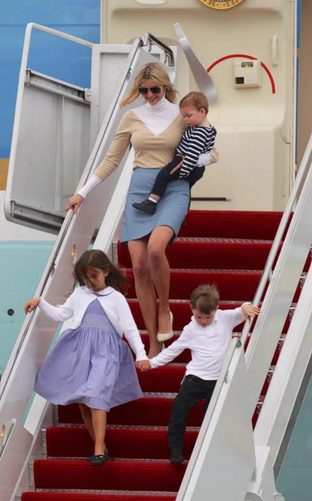 Con gái Tổng thống Trump, Ivanka, cũng tới Florida để dự cuộc hội đàm với tư cách cố vấn cấp cao của Tổng thống. (Ảnh: Telegraph)