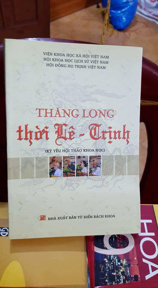 Hơn 20 tấn sách cũ phục vụ độc giả tại Hội sách cũ tháng 4 Hà Nội