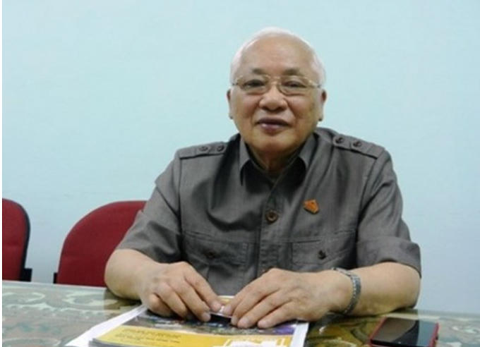 TS. Phạm Sĩ Liêm-Nguyên Thứ trưởng Bộ Xây dựng cho rằng những dự án "chết lâm sàng" làm xấu bộ mặt thủ đô (ảnh X. Lực).