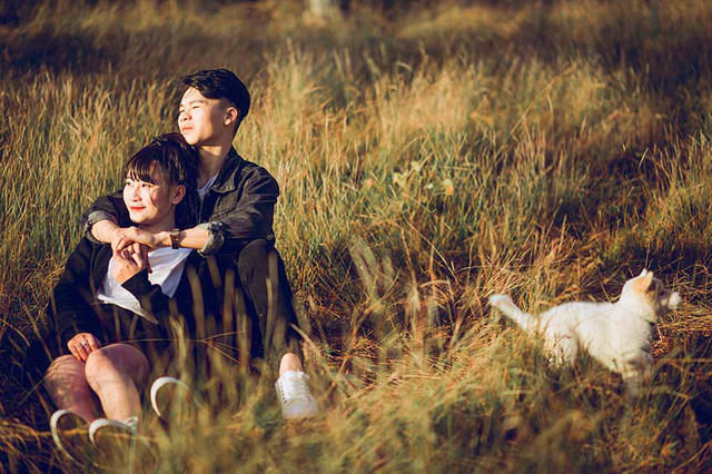 Những ngày tiếp theo giữa họ đơn thuần chỉ là những tin nhắn hỏi thăm như bạn bè bình thường. Lúc này Đoan Trang “không hề ưa” và chỉ trả lời dòng tin một cách hờ hững mà thôi.