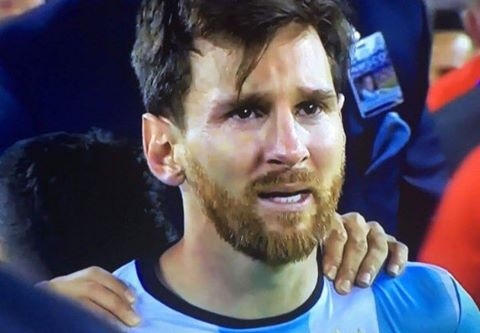 Lionel Messi đã tuyên bố rằng anh sẽ chia tay đội tuyển quốc gia Argentina.