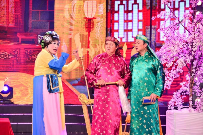 Kim Tử Long bối rối vì bị bà xã Trinh Trinh từ chối tình cảm