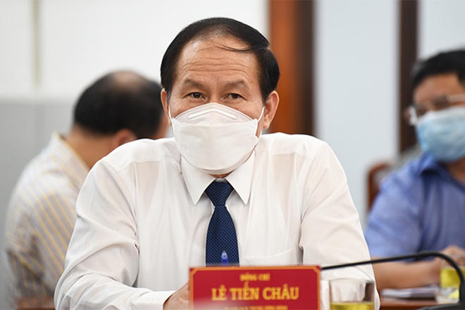 Ông Lê Tiến Châu được Bộ Chính trị quyết định cho thôi giữ chức vụ Bí thư Tỉnh ủy Hậu Giang, điều động, chỉ định giữ chức Phó Bí thư Đảng đoàn MTTQ Việt Nam.
