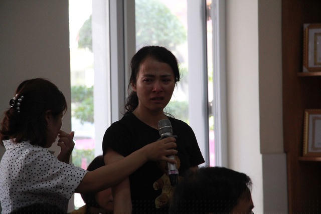 Cô giáo Nguyễn Thị Thu Trang ở Hải Phòng bị đuổi việc vì tát, đánh nhiều học sinh 