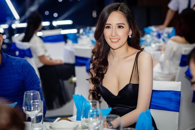 Hoa hậu Mai Phương Thuý giảm 4 kg xuất hiện lộng lẫy quyến rũ tại event Hạ Long