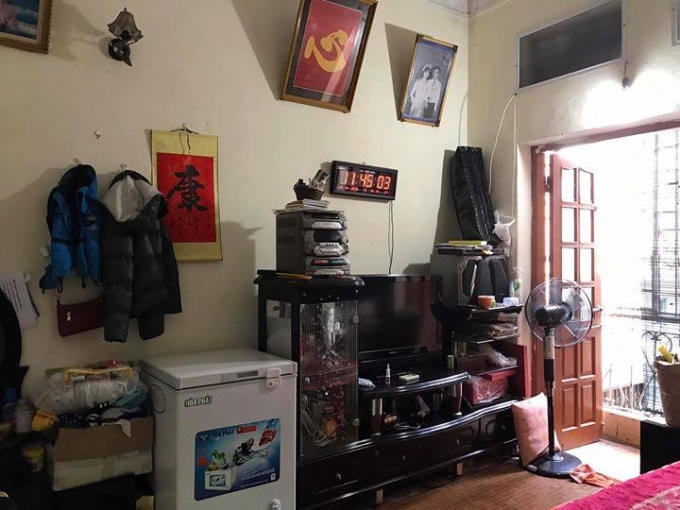 Một góc phòng ngủ hướng ra ban công thoáng mát.