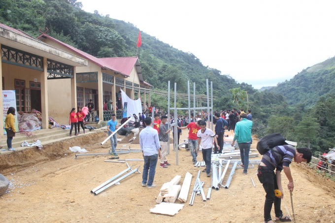 Một số hoạt động tại chương trình Đông ấm cho em 2016