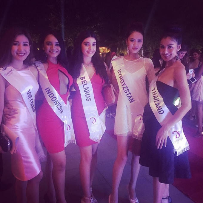 Người đẹp đơn giản nhưng tinh tế của NTK Vincent Đoàn.