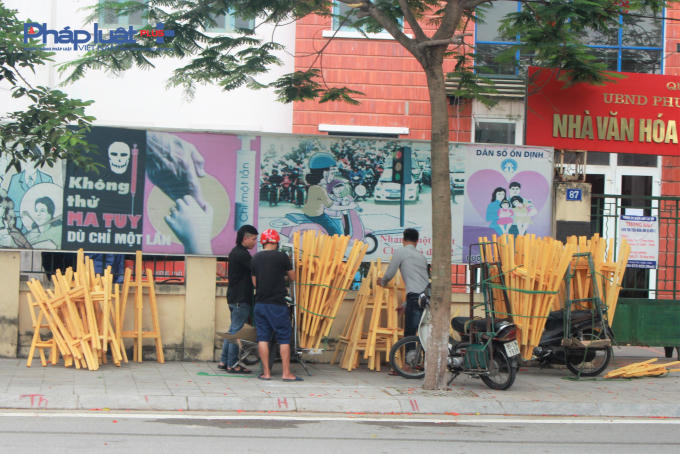 C&ocirc;ng t&aacute;c trưng b&agrave;y c&aacute;c hiện vật đang được gấp r&uacute;t ho&agrave;n thiện để kịp thời gian khai trương