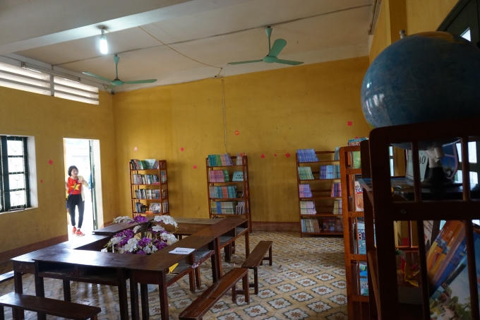 Liên chi đoàn khoa Việt Nam học trường Đại học Sư phạm Hà Nội thăm trường học tại tại xã Nậm Khắt huyện Mù Cang Chải tỉnh Yên Bái.