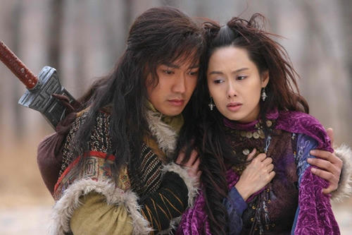 Nhiếp Viễn và Chu Nhân trong phiên bản 2006.