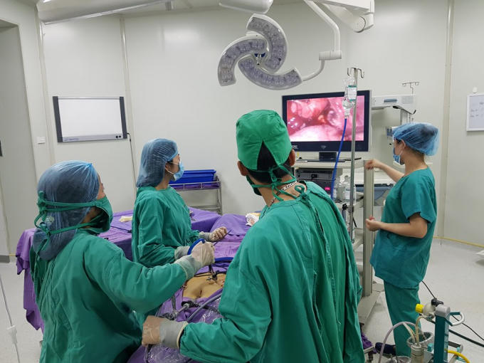 Sau khoảng 1 giờ phẫu thuật, thai phụ đã qua nguy kịch. Ảnh: BVCC