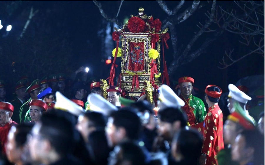 Lễ hội Khai ấn Đền Trần không chỉ là hoạt động văn hóa tâm linh tôn vinh hào khí Đông A mà còn là thông điệp về Tích phúc vô cương – nhắc nhở mỗi người dân tu dưỡng đạo đức. Ảnh TL