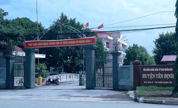 UBND huyện Yên Định, nơi bà Hoa thực hiện nhiều hợp đồng tuyển dụng, bổ nhiệm trái quy định