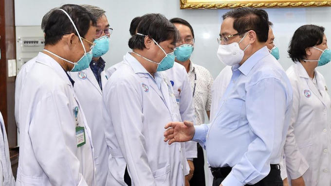 ttg_dong_vien_doi_ngu_bac_si_bv_cho_ray_1_edkw_thumb