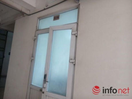 Phòng học Tin của lớp Y đa khoa 2 lúc nào cũng đóng kín