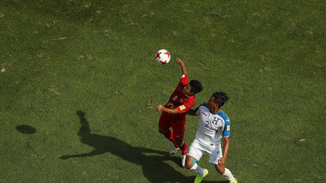 Đức Chinh đã rất nỗ lực trên hàng công