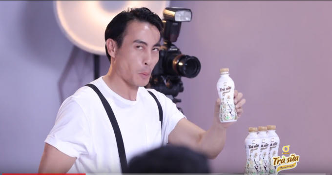 Biểu cảm hài hước của NTK kiêm thí sinh The Face khi thoại câu “ngon khó cưỡng” bị hỏng