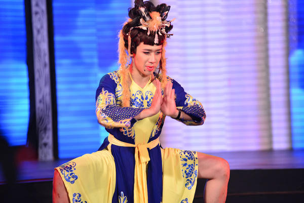 Nhiều độc giả cho rằng, Trấn Thành là một tài năng nhưng vì mải chạy theo sự dễ dãi nên ngày càng nhảm nhí. Ảnh: TL.