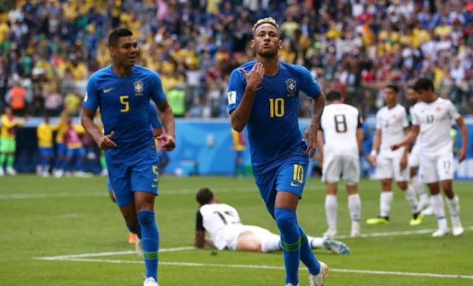 Niềm vui của Neymar khi anh có bàn thắng đầu tiên ở World Cup 2018. Ảnh: Getty